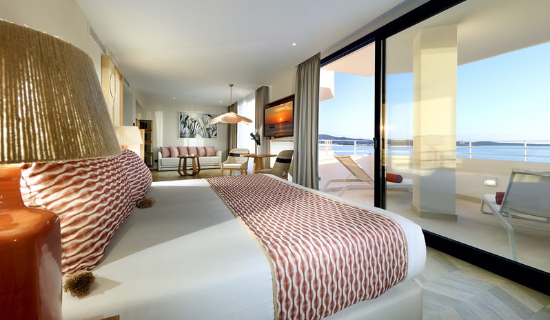 europe-holidays-spain-ibiza-trs-ibiza-hotel-suite- sea-front-view